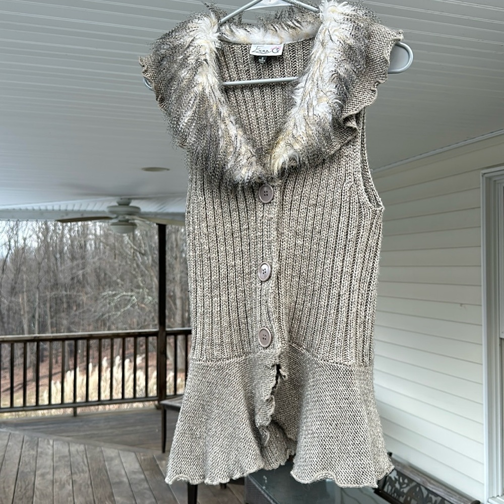 Faux fur sweater vest